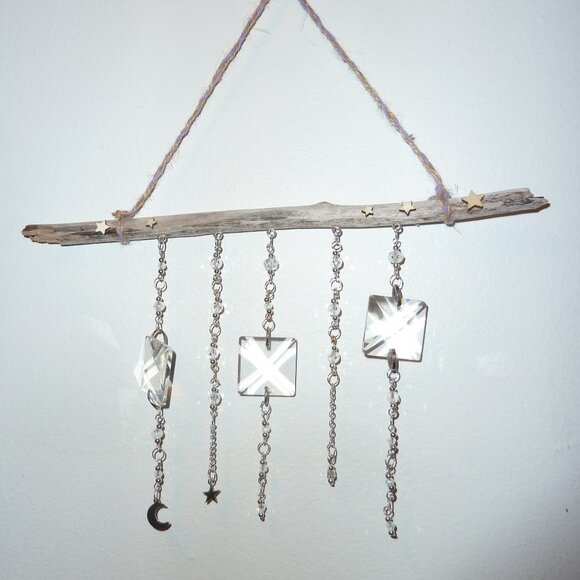 Suncatcher F Treated driftwood, cut glass pieces and Swarovski - Picture 1 of 2
